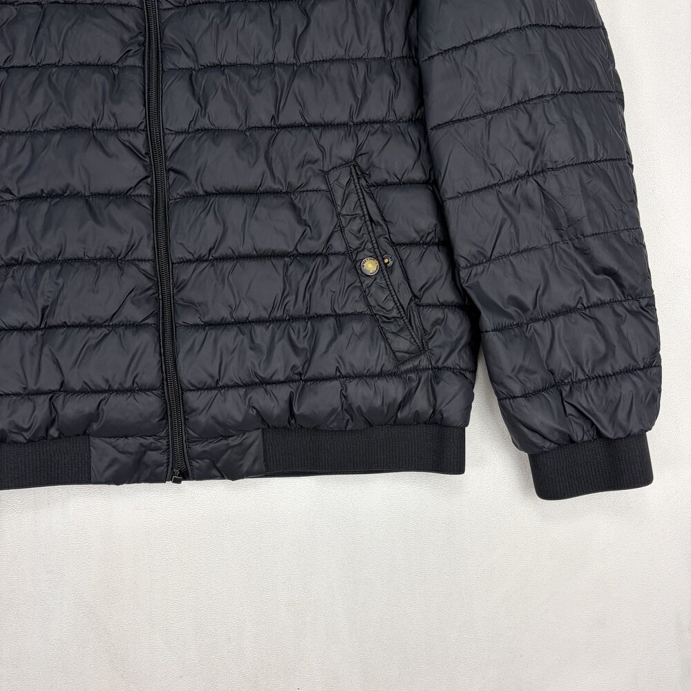 GUESS Quilted Puffer Bomber Jacket Black Size M - Picture 7 of 10